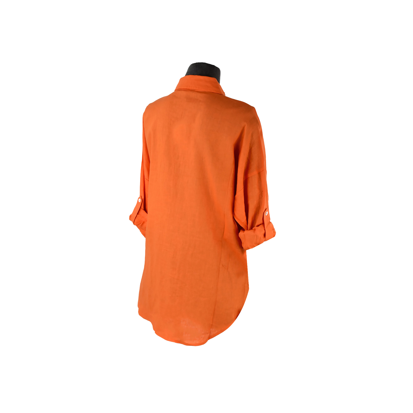 Blusa abotonada con mangas dobladas