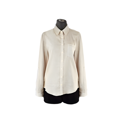 Blusa con cuello y botones