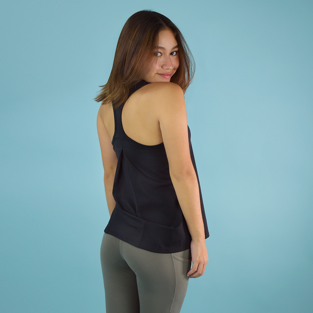 BLUSA DEPORTIVA CON TIRANTES